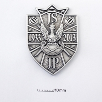 znaczek pins odlewany z modyfikowanego stopu precyzyjnego; wykończenie w kolorze patynowanego srebra