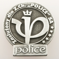 medal odlewany; wykończenie w kolorze patynowanego srebra; wymiary 70 x 75 mm