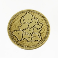 medal tłoczony z mosiądzu; wykończenie przez patynowanie; średnica 70mm