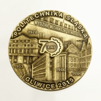 medal tłoczony z mosiądzu; wykończenie przez patynowanie; średnica 70mm; medal bity dla Politechniki Śląskiej upamiętniający 70 rocznicę powstania