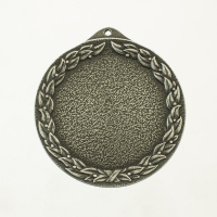 medal uniwersalny; średnica 70mm; motyw - ozdobny wieniec laurowy; wykończenie w kolorze patynowanego srebra; wkładka 50mm; uszko do tasiemki